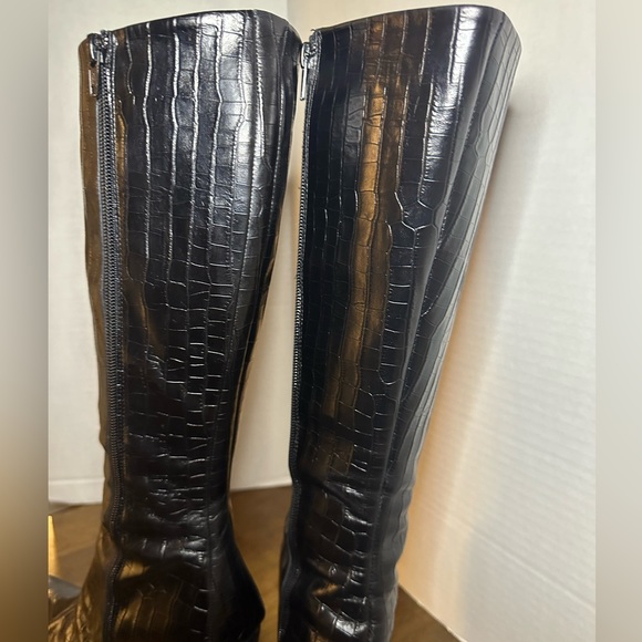 Charles David Knee High Italian Leather Boots Size 40 Square Toe EUC See Measure - Picture 7 of 16